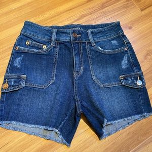 Woman’s denim shorts by Time and Tru. Size 6